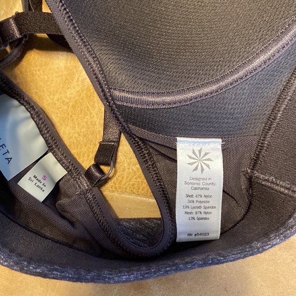 Athleta Padded Sports Bra S - Picture 4 of 10